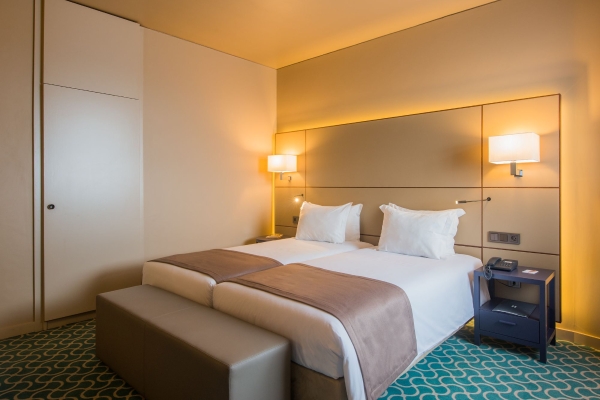 Hotel Dom Henrique - Downtown